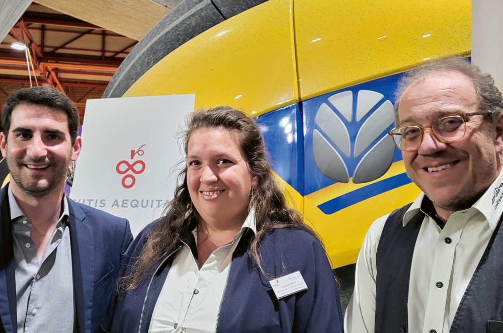 Mathias Delaloye, président de Vitis Aequitas, Coraline Praz, responsable du développement et de la promotion des formations à l’École d’agriculture du Valais et Raphaël Gaillard, directeur de l’École d’agriculture du Valais.