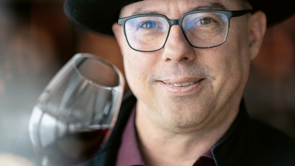 L’ampélologue José Vouillamoz et Swiss Wine Valais célèbrent le centenaire de la Syrah par de nombreux événements.